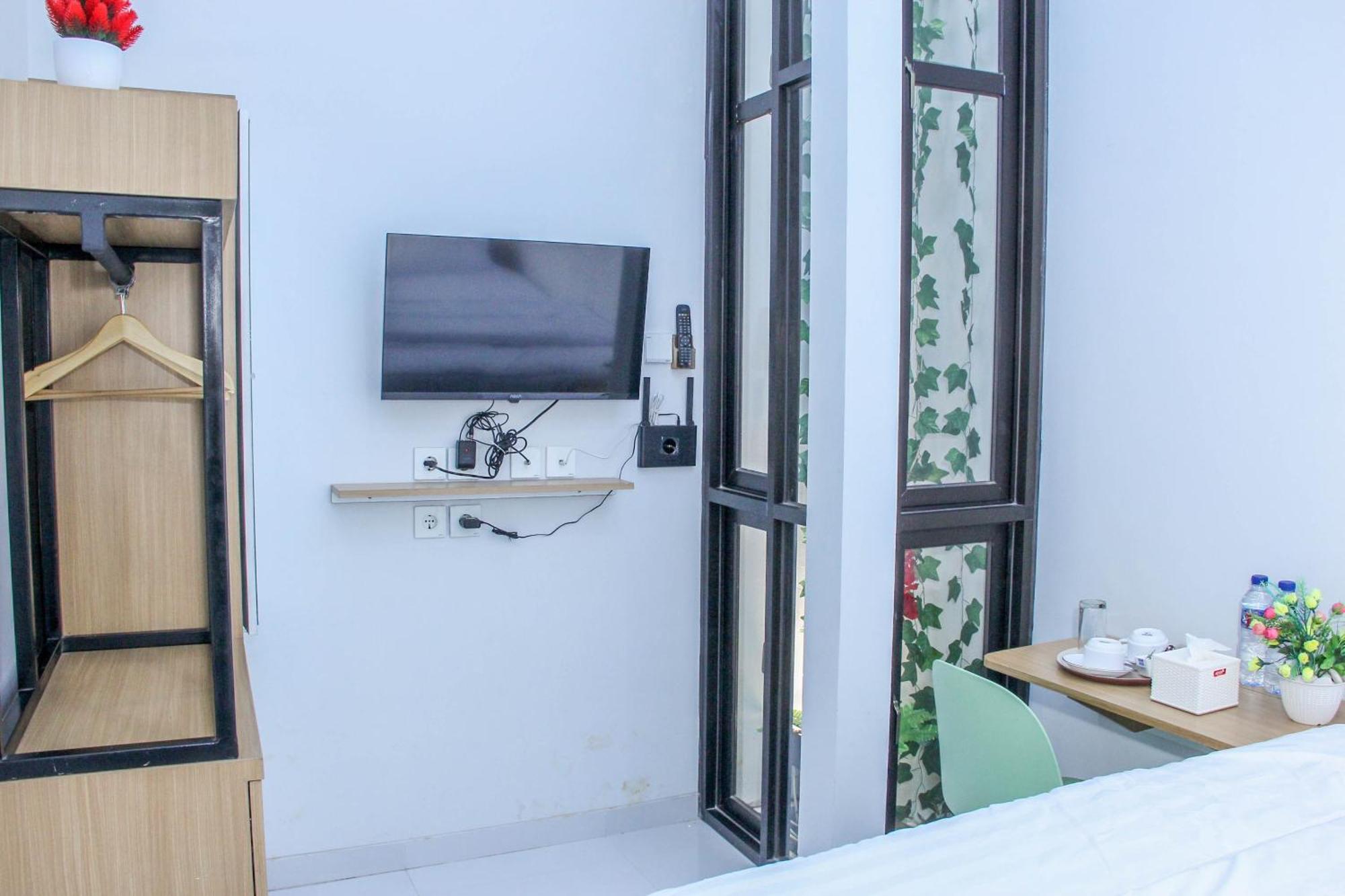 Laswi Syariah Guest House Bandung Exterior foto